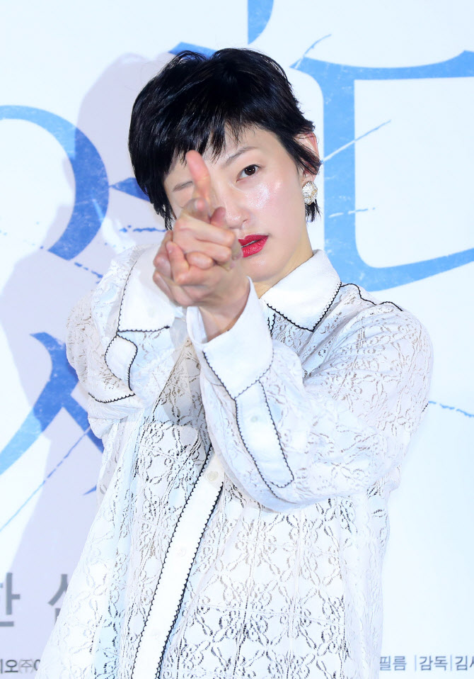  이엘, 매력적인 비주얼                                                                                                                                                                            