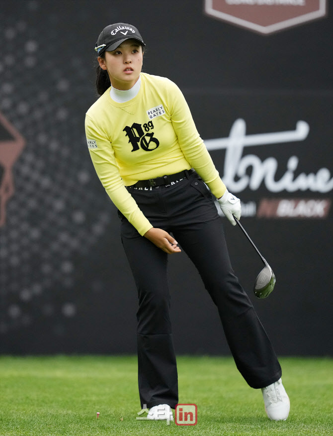 송민교 '타구 수상하다'                                                                                                                                                                  