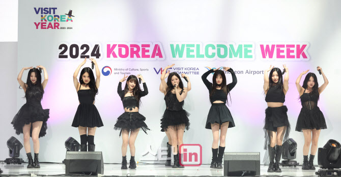프로미스나인, 여신들의 무대                                                                                                                                                                       