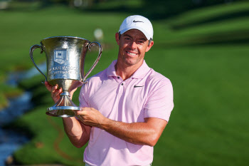 매킬로이, 웰스 파고 챔피언십에서 4번째 우승…PGA 통산 26승