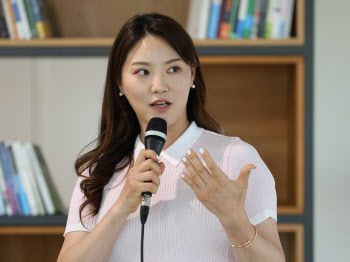 강연자로 나선 유소연 “골프 문화 성장·주니어 선수 위해 활동할 것”