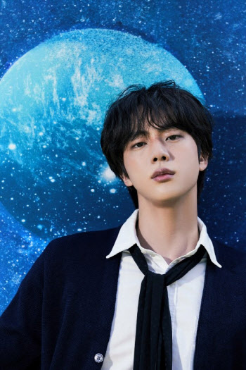 BTS 진 12일 전역…13일 '2024 페스타'로 팬 만난다