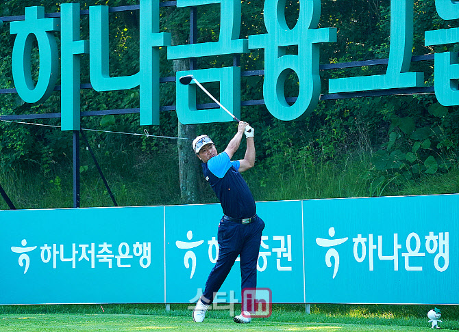  유타 수기우라 '정교한 티샷으로'                                                                                                                                                        