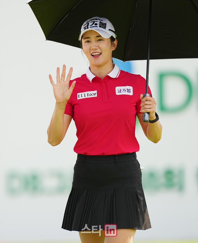 이세희,최종일 밝은 손인사                                                                                                                                                                         