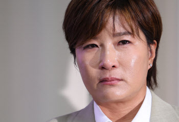 부친 고소한 박세리의 눈물 “아버지 채무 더이상 책임지지 않을 것”(종합)