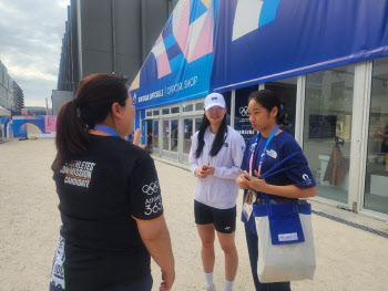 IOC 선수위원 도전 '슈퍼맘' 박인비 "매일 경기장 누비고 있어요"