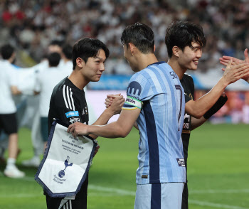 손흥민이 양민혁에게... “EPL 어렵고 힘들 것”