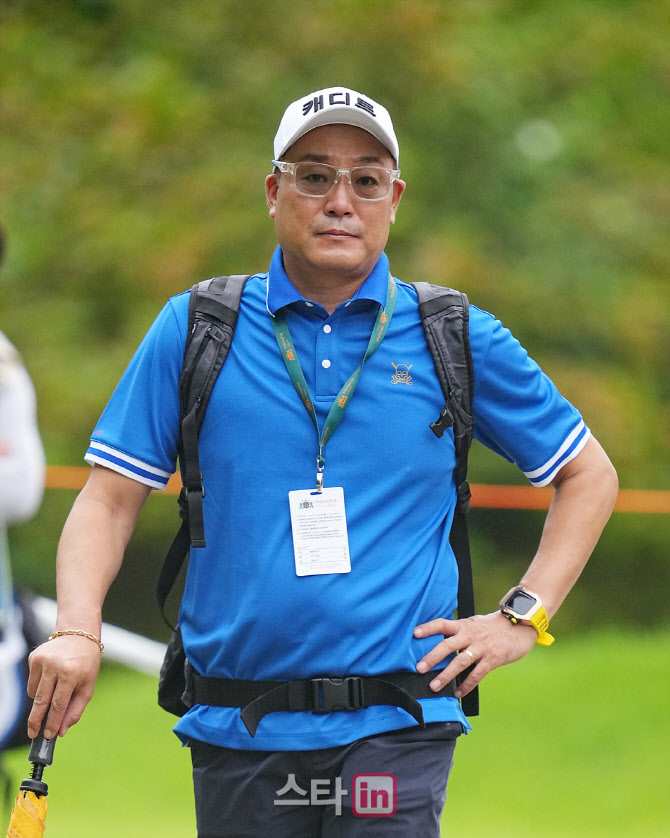 진성용,차분하게 기다린다                                                                                                                                                                          