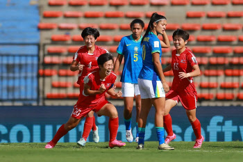 북한, U-20 여자 월드컵서 브라질 꺾고 4강행...미국과 맞대결