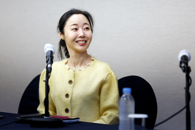 Min Hee-jin Unapologetic: Former Adore Employee Repeats Defiant “I’ll Win” Speech