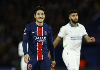 ‘아쉽다 5호 골’ 이강인 68분 뛴 PSG, UCL서 PSV와 무승부