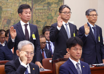 “회장 계속하고 싶은 이유가 뭐예요?” 정몽규, “임기 잘 마쳐야”