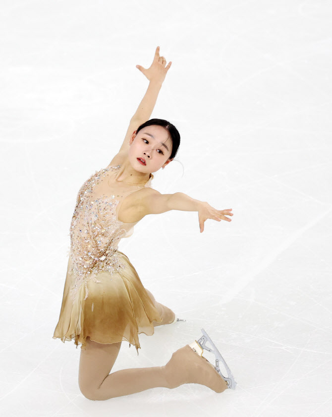 관객 사로잡는 김채연의 연기                                                                                                                                                                             