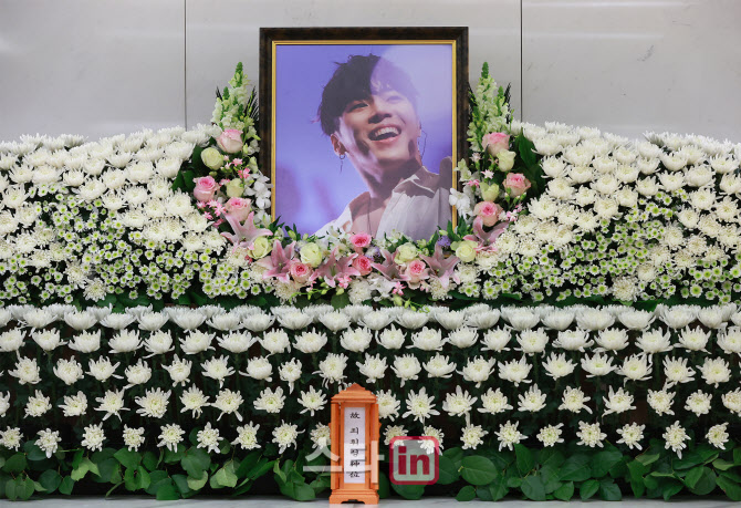 故 휘성, '안타까운 이별'                                                                                                                                                                