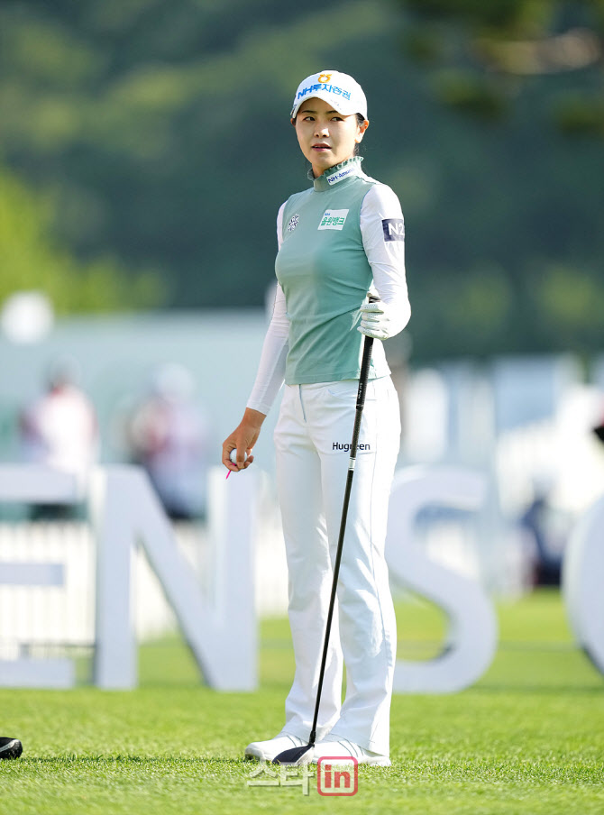 [골프in포토]이가영,여유로운 미소                                                                                                                                                                        