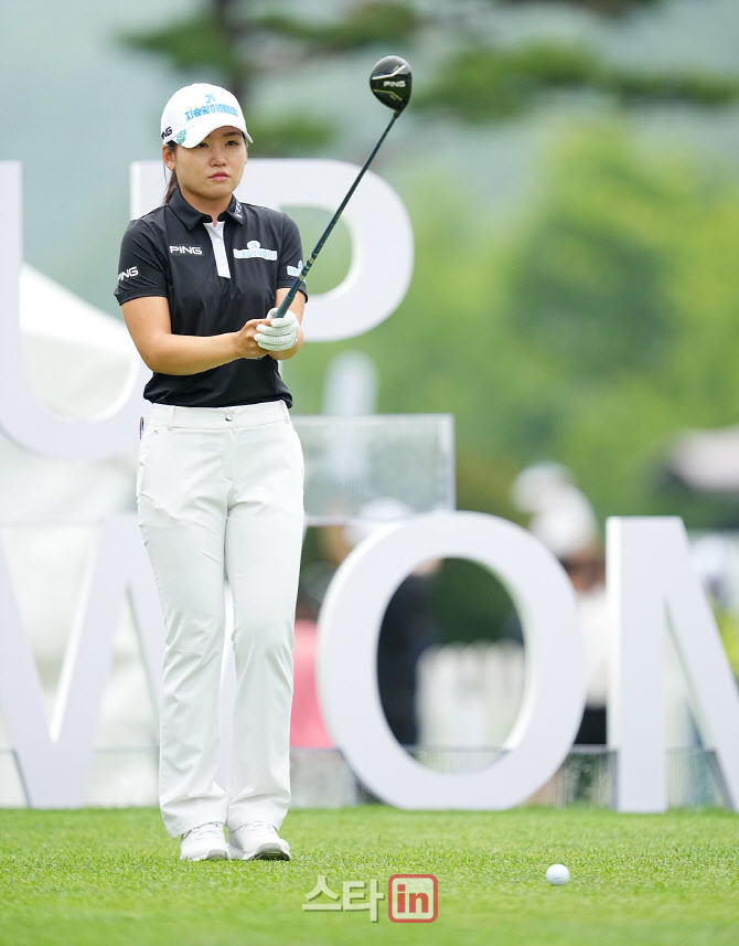 [골프in포토]오경은,조준은 확실하게                                                                                                                                                                      