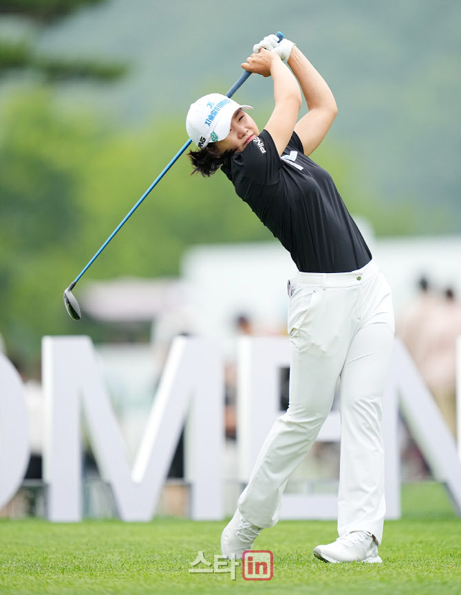 [골프in포토]오경은,무빙데이 파워 티샷                                                                                                                                                                   