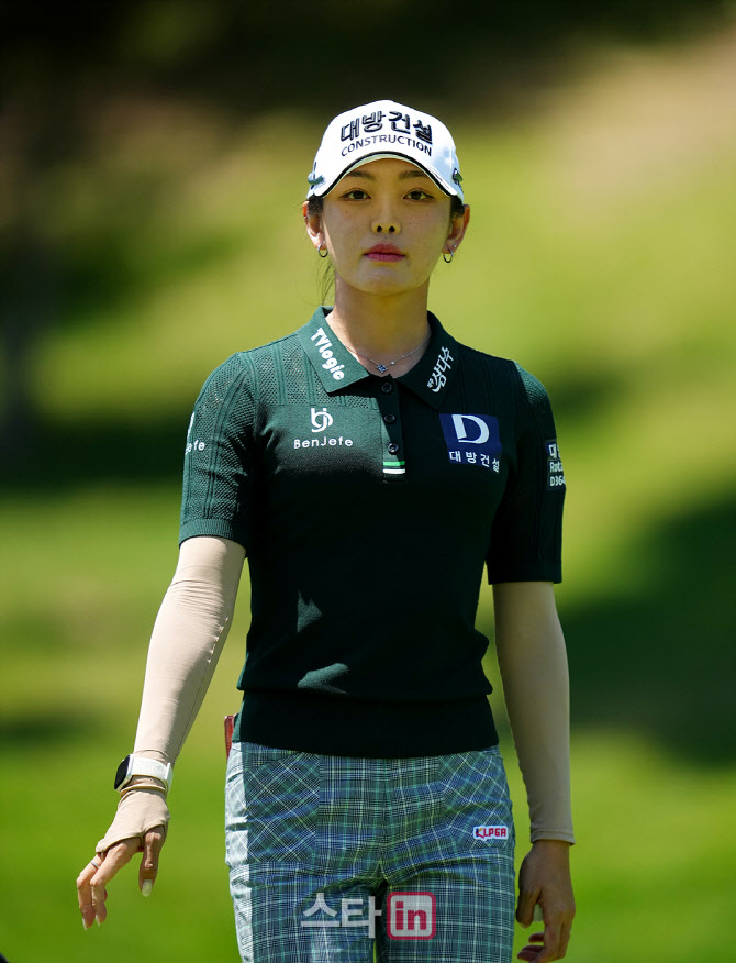 [골프in포토]현세린,반가운 시선                                                                                                                                                                          