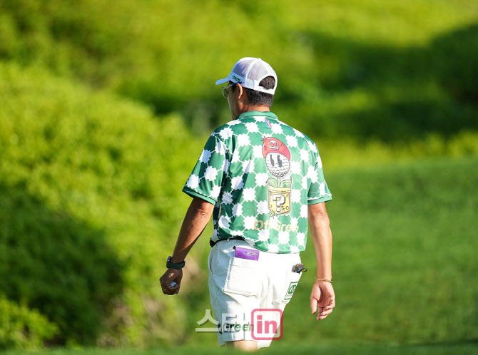 [골프in포토]진성용,첫 티샷을 준비한다                                                                                                                                                                   