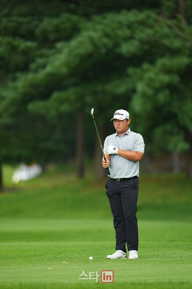 [골프in포토]타카시마류,조준에 오차는 없다                                                                                                                                                               