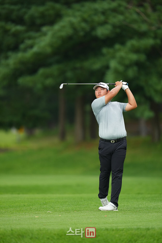 [골프in포토]타카시마류,핀하이로 공략한다                                                                                                                                                                