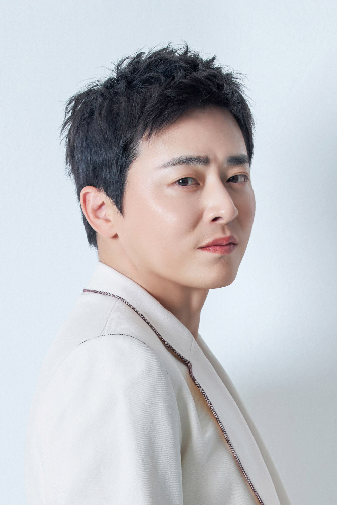 조정석 "6살 딸은 내 판박이, 머리만 자랐죠"