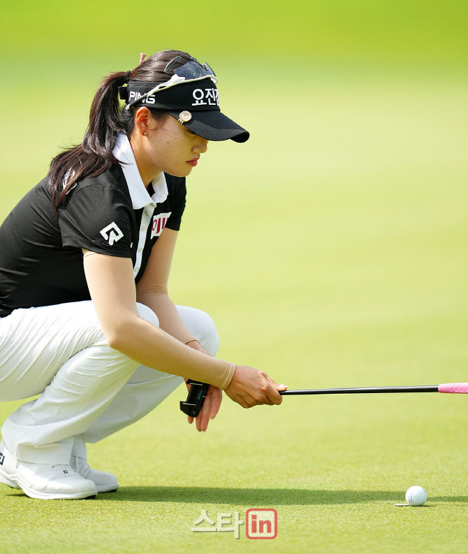 [골프in포토]노승희,파 퍼트는 실수없지                                                                                                                                                                   