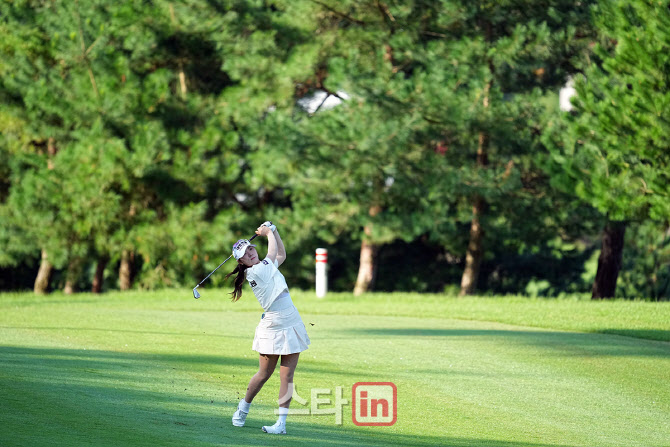 [골프in포토]김민선,핀 옆에 붙어라                                                                                                                                                                       
