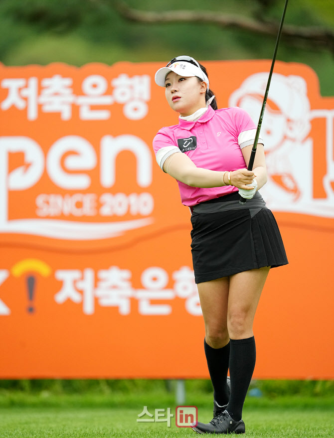 [골프in포토]김가영,첫 티샷은 정확했어                                                                                                                                                                   