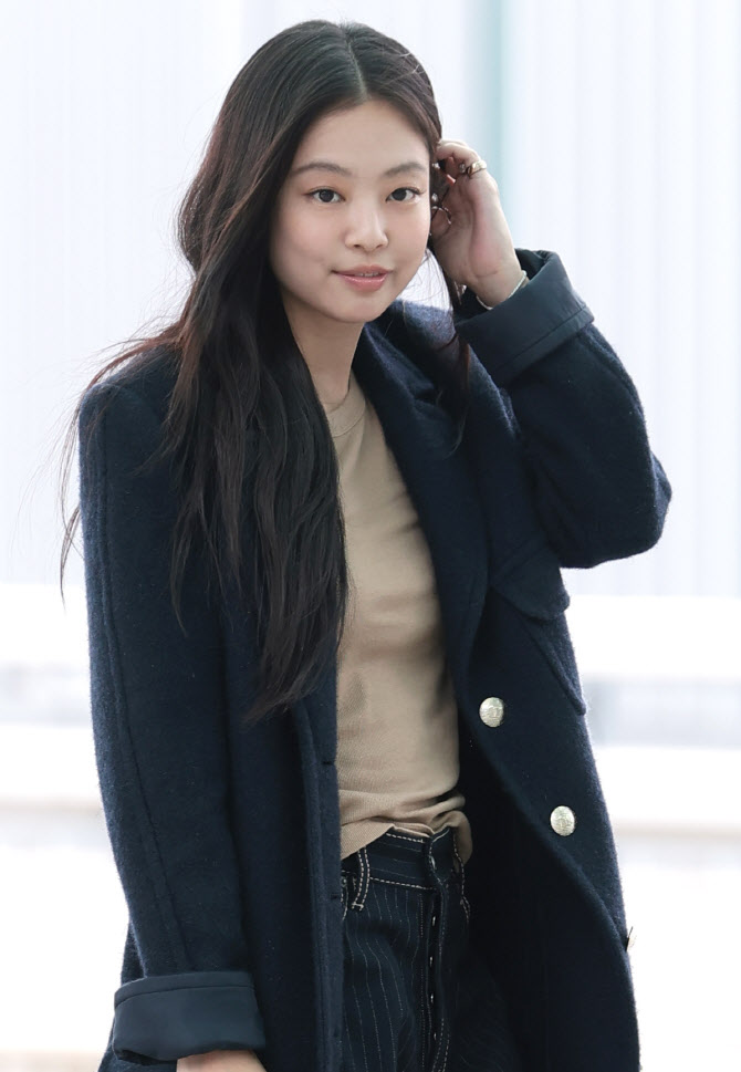 제니, 고혹적인 가을 여인                                                                                                                                                                                