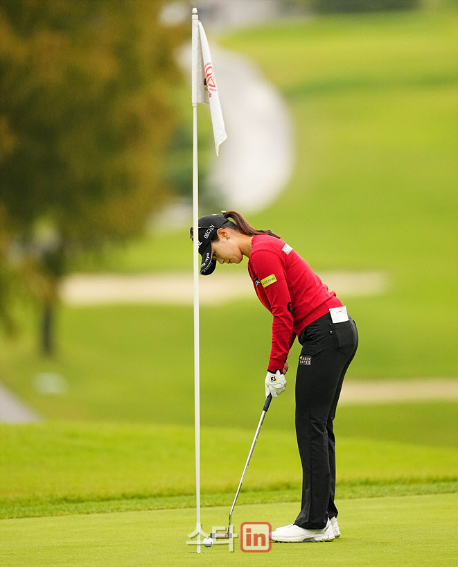 [골프in 포토] 박현경,마무리는 성공이다                                                                                                                                                                  