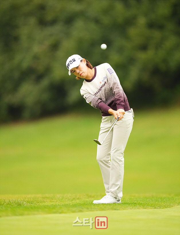 [골프in 포토] 박주영,감각적인 어프로치                                                                                                                                                                  