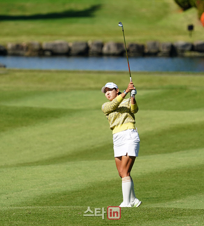  박보겸, 조금 짧다                                                                                                                                                                                