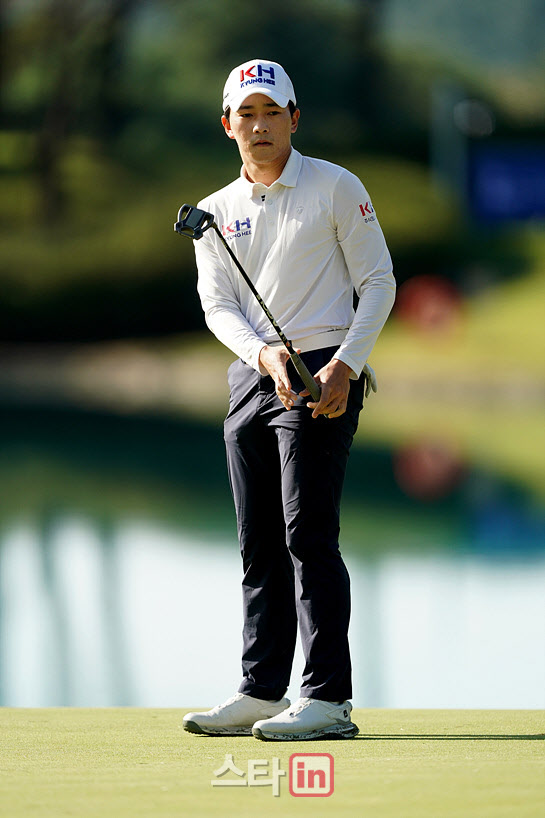  박현서,버디 퍼트 들어가자                                                                                                                                                                        