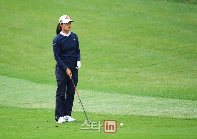  셀린 부티에,차분하게 본다                                                                                                                                                                        