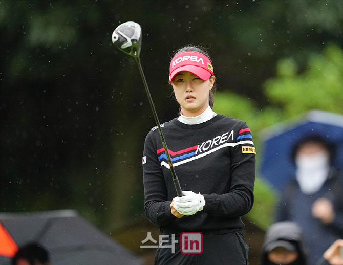  오수민,연속 버디를 노린다                                                                                                                                                                        