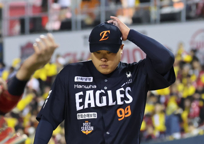 '오늘은 킬러가 아니었다' 류현진-임찬규, 나란히 대량실점 후 조기강판