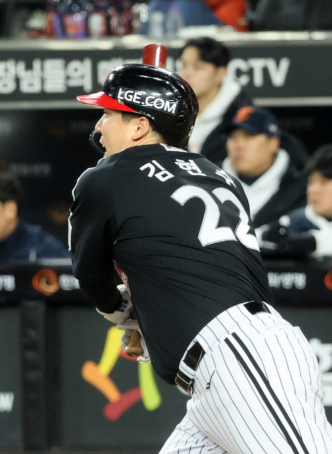 '훌륭한 버스운전사' 김현수, 대기록과 함께 완성한 역전드라마