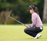 [골프in 포토]박현경,놓칠 수 없는 버디 정조준