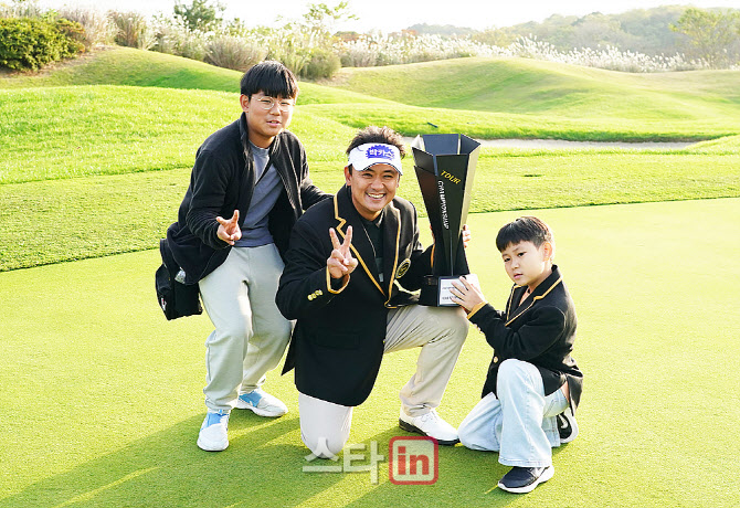  박상현, 사랑하는 아들들과 함께                                                                                                                                                                   