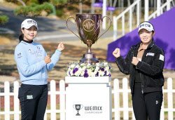 [포토]성유진-김수지,이제 전쟁입니다                                                                                                                                                                     