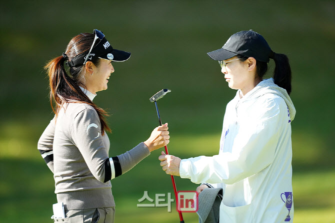 한진선-이정민,즐거운 대화                                                                                                                                                                         