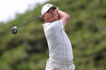 소니오픈 공동 11위 김시우, 세계랭킹 42위로 도약..한국선수 중 최고