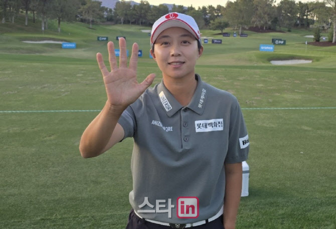 "평균 비거리 1년 만에 17야드 쑥, 턱걸이 특훈 덕이죠"