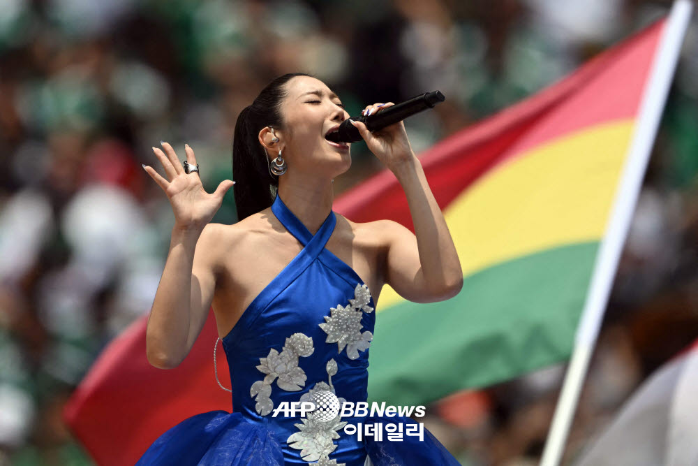 케데헌 그녀, 월드컵 공연                                                                                                                                                                                
