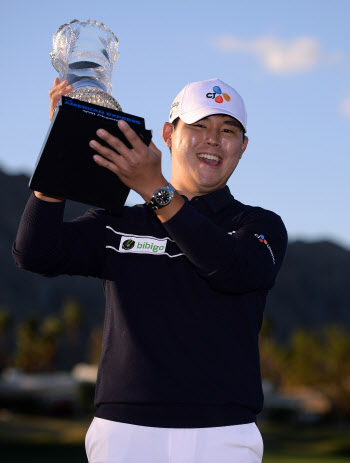 1352일 도전 끝… 김시우, PGA 투어 관문에서 세 번째 우승