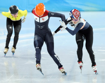 한국 쇼트트랙 에이스 최민정, 여자 1000m 값진 은메달