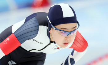 '잘 싸웠다!' 김민선, 여자 500m 7위...美잭슨 금메달