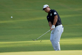 김주형, PGA 진출 예약하자마자 우승 경쟁..윈덤 챔피언십 공동 선두(종합)