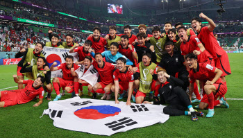 한국, 16강 상대 브라질 확정..6일 두 번째 기적 만든다